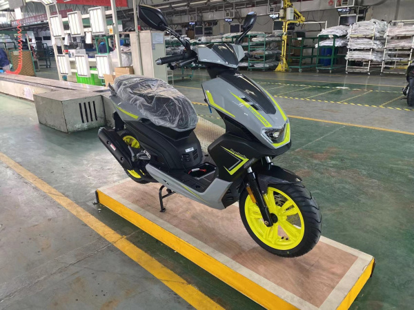 Скутер Regulmoto (Регулмото) X - 1 (LJ - 2) белый/красный с ПТС - купить с доставкой, по выгодной цене в интернет-магазине Мототека