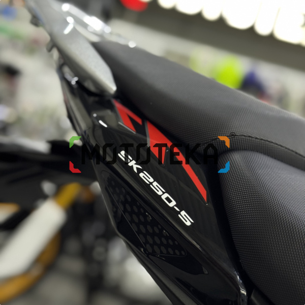 Мотоцикл дорожный Regulmoto (Регулмото) Raptor NEW чёрный с ПТС | Мототека Мотоцикл дорожный Regulmoto (Регулмото) Raptor NEW чёрный с ПТС | Мототека